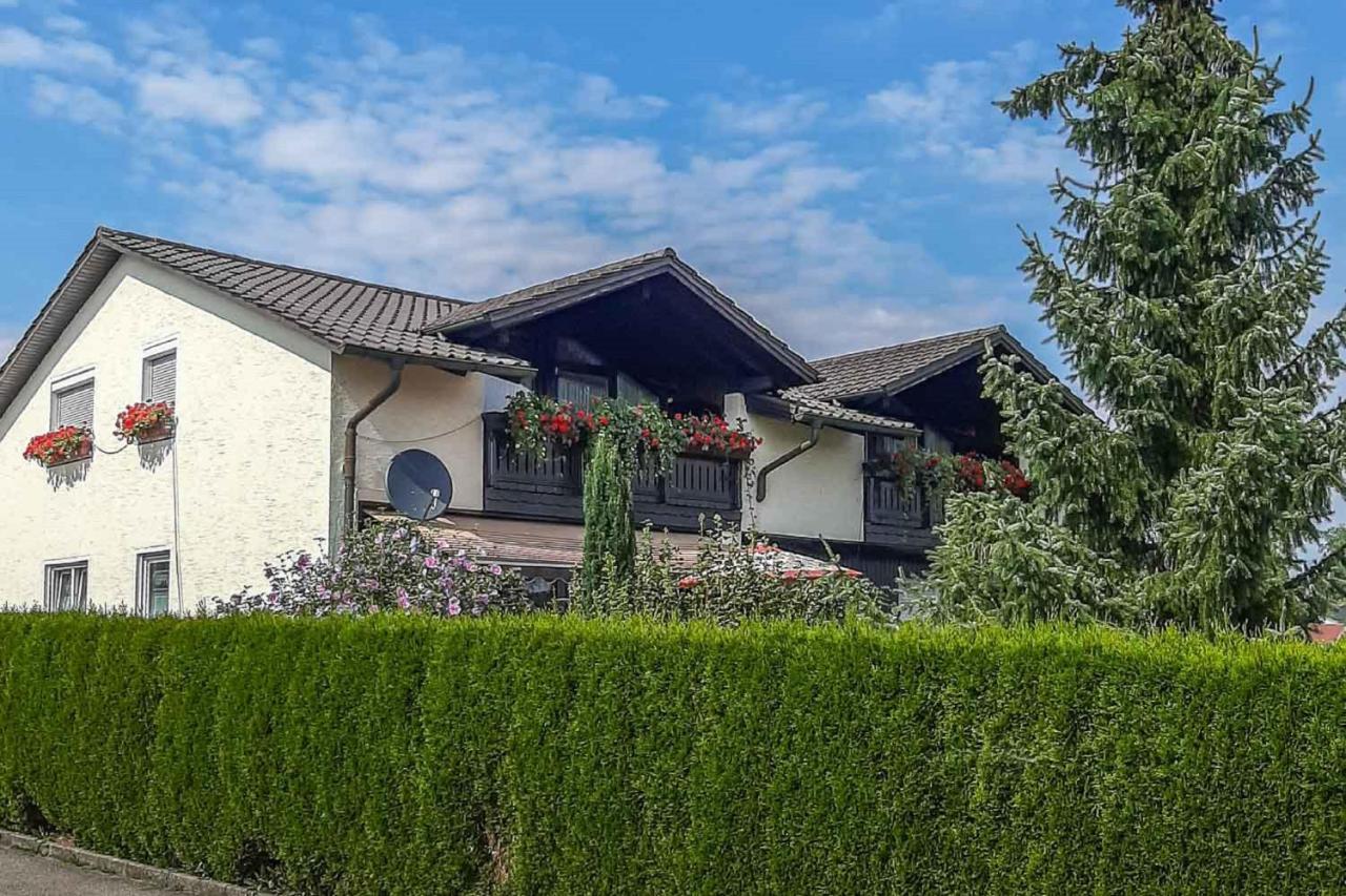 Ferienwohnung Am Hasenweg Ruhstorf an der Rott Екстериор снимка